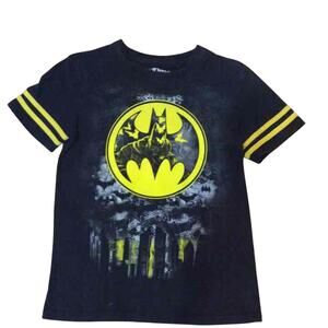 DC Batman Epic Threads Boy's MD Bat Signal Graphic T-shirt